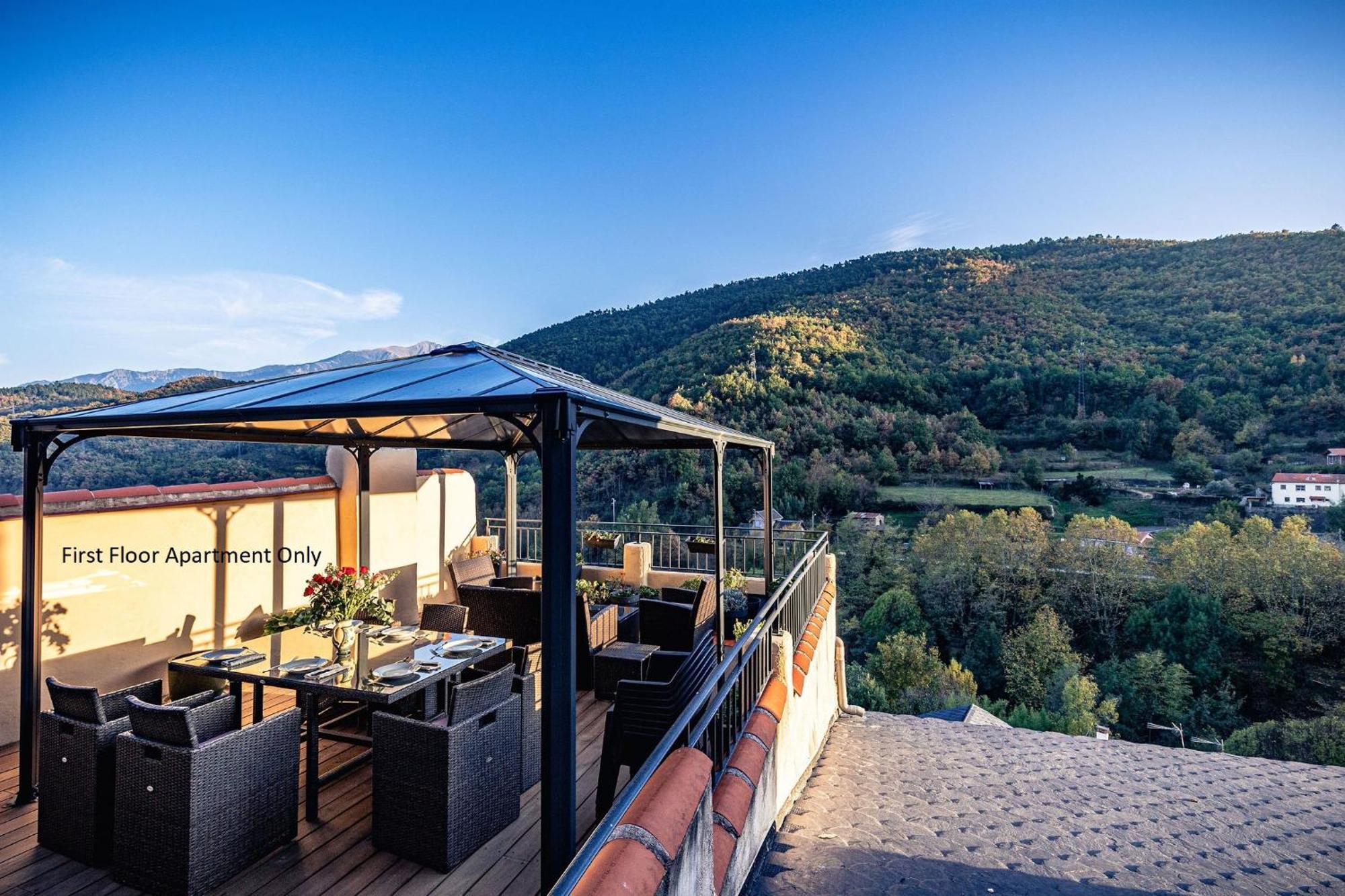 Sundrenched Relais De Poste In Serdinya Kültér fotó